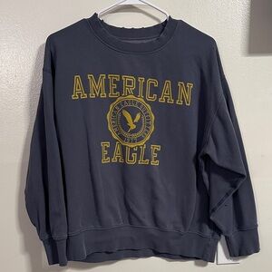 American eagle thick crewneck sweatshirt